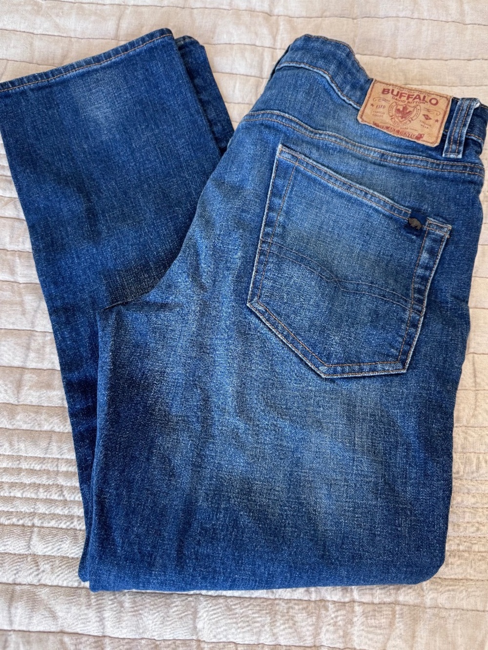 Buffalo Jeans Mens W34 L30 Relaxed Tapered Dark Indigo Authentic Denim Stretch